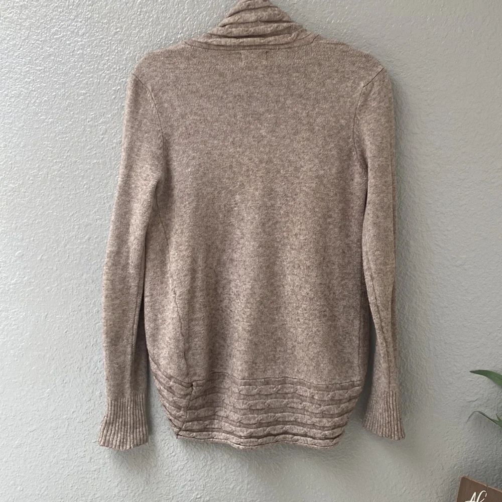 Dreamers cardigan, Size Small - Picture 3 of 10